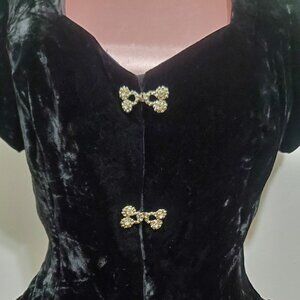 1990s Jordan Fashions Black Velvet Jacket